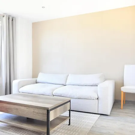 Apartment En Bord De - Appt A Moins D'un Km De La *
